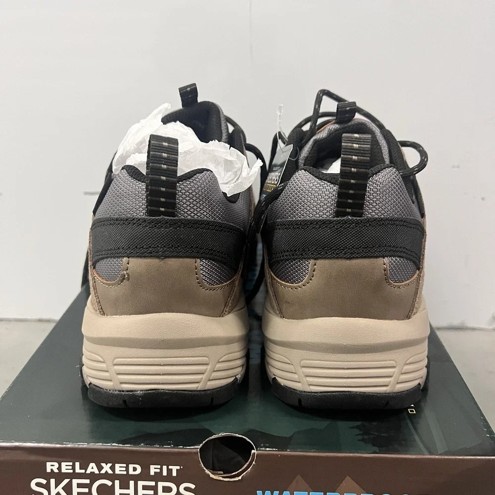 N/A skechers outdoors